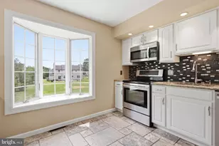 572 Sterling St, Newtown, PA 18940 - Photo 21