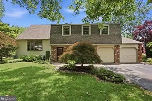 572 Sterling St, Newtown, PA 18940 - Photo 3