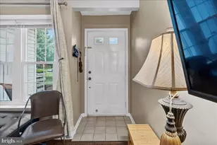 41021 Coopers Pl, Holland, PA 18966 - Photo 7