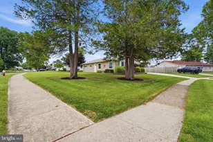 1 Gun Rd, Levittown, PA 19057 - Photo 39