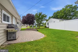 1 Gun Rd, Levittown, PA 19057 - Photo 29