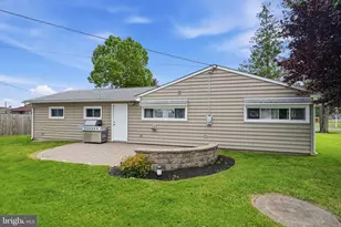 1 Gun Rd, Levittown, PA 19057 - Photo 31