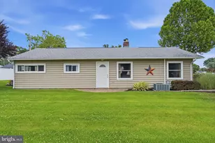 1 Gun Rd, Levittown, PA 19057 - Photo 37
