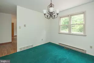327 Thistle Ln, Perkasie, PA 18944 - Photo 13