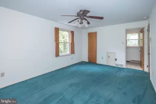 327 Thistle Ln, Perkasie, PA 18944 - Photo 31