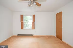 327 Thistle Ln, Perkasie, PA 18944 - Photo 27