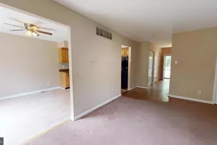4976 Windy Meadow Ct, Pipersville, PA 18947 - Photo 5