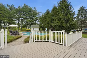 102 Whisper Wood Ct, Newtown, PA 18940 - Photo 17