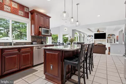102 Whisper Wood Court, Newtown, PA 18940 - Photo 5