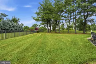 102 Whisper Wood Ct, Newtown, PA 18940 - Photo 53