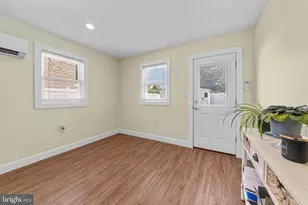 65 Everturn Ln, Levittown, PA 19054 - Photo 13