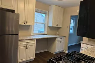 3746 Windsor Dr, Bensalem, PA 19020 - Photo 7