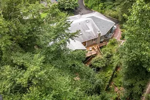 24 Springtree Ln, Yardley, PA 19067 - Photo 3