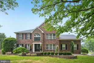 415 Hidden Oaks Dr, Yardley, PA 19067 - Photo 1