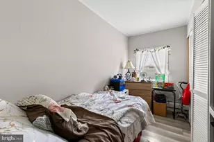 32 Gun Rd, Levittown, PA 19057 - Photo 19