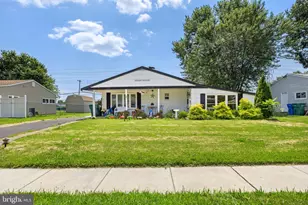 32 Gun Rd, Levittown, PA 19057 - Photo 1