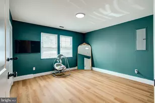57 Evergreen Ln, Levittown, PA 19054 - Photo 25