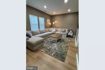57 Evergreen Lane, Levittown, PA 19054 - Photo 5
