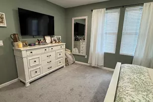57 Evergreen Ln, Levittown, PA 19054 - Photo 15