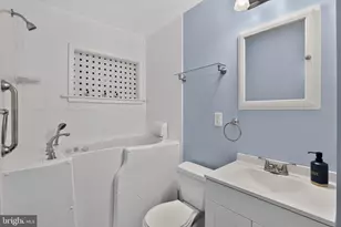 130 Acorn Dr, Warminster, PA 18974 - Photo 21