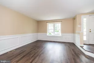 40 Pearl Dr, Doylestown, PA 18901 - Photo 3