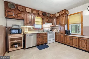 819 Pennsylvania Ave, Croydon, PA 19021 - Photo 5