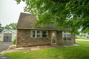 587 Arbor Rd, Morrisville, PA 19067 - Photo 1