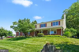 161 Andrew Dr, Newtown, PA 18940 - Photo 3