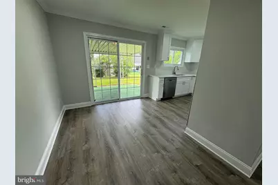 40 Tinsel Road, Levittown, PA 19056 - Photo 9