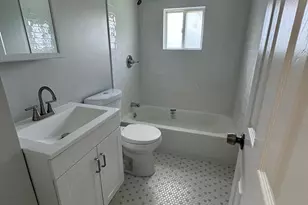 40 Tinsel Rd, Levittown, PA 19056 - Photo 19