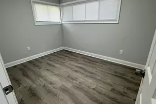 40 Tinsel Rd, Levittown, PA 19056 - Photo 15