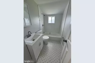 40 Tinsel Road, Levittown, PA 19056 - Photo 17