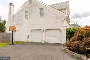 2059 Dawn Ln, Newtown, PA 18940 - Photo 47