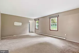 42 Springs Dr, Doylestown, PA 18901 - Photo 9