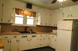 338 E Broad St, Trumbauersville, PA 18970 - Photo 5