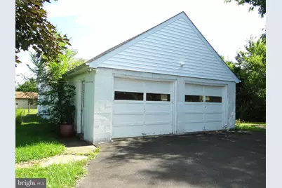 338 E Broad Street, Trumbauersville, PA 18970 - Photo 25