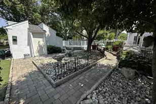 222 Vermeer Dr, Feasterville-Trevose, PA 19053 - Photo 19