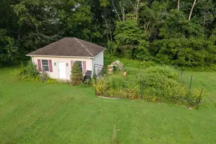 2202 High Meadow Rd, Coopersburg, PA 18036 - Photo 53