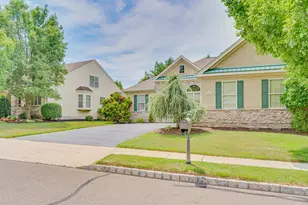 1010 Monroe Dr, Warwick, PA 18974 - Photo 3