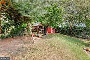 221 Devon Rd, Fairless Hills, PA 19030 - Photo 21