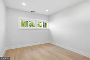 177 Pinewood Dr, Levittown, PA 19054 - Photo 23