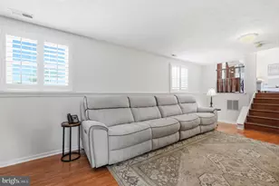 129 Independence Dr, Morrisville, PA 19067 - Photo 29