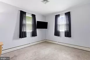 31 Mapleview Dr, Feasterville-Trevose, PA 19053 - Photo 15
