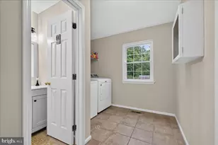 2270 Dogwood Ct, Warrington, PA 18976 - Photo 15