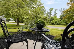 139 Willow Dr, Levittown, PA 19054 - Photo 33