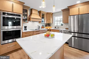 56 Gridiron Rd, Levittown, PA 19057 - Photo 9