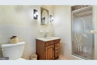 6609 N Radcliffe Street, Bristol, PA 19007 - Photo 17