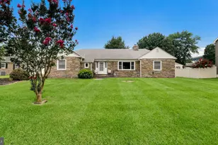6609 N Radcliffe St, Bristol, PA 19007 - Photo 3