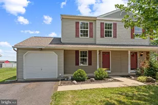 221 Pennwood Dr, Richlandtown, PA 18955 - Photo 1