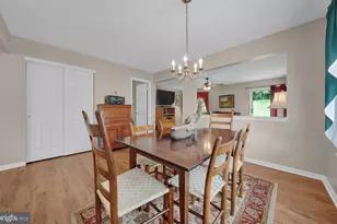 4582 Louise St Claire Dr, Doylestown, PA 18902 - Photo 9